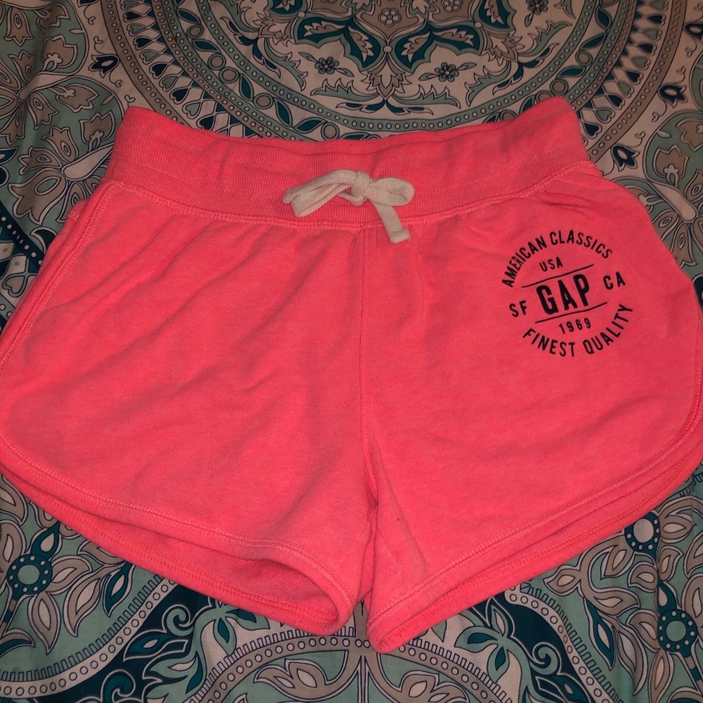 Gap shorts
